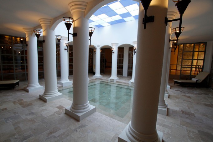 8705666408_126c8fe4e1_k